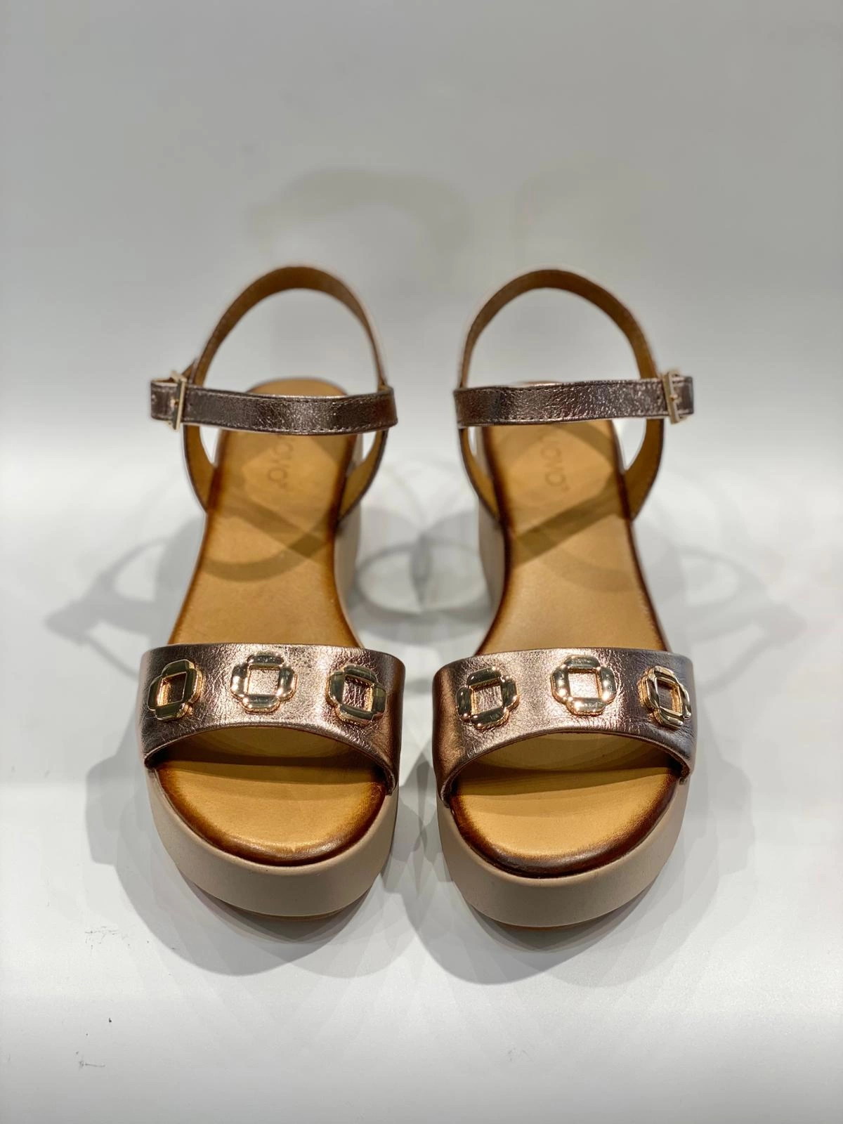 Inuovo-Sandali-Metallic-ASH-123128-1