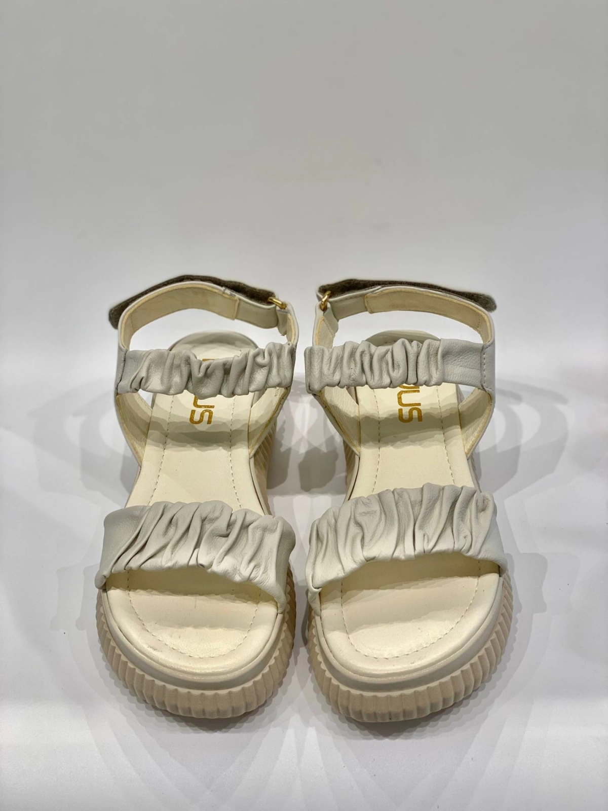 Mjus-L68005-1